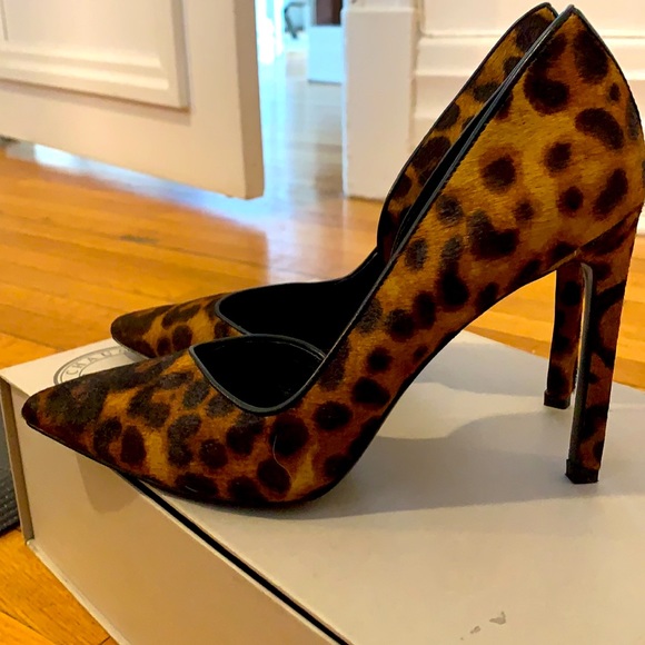 High heels by Nine West in leopard. - Picture 2 of 3